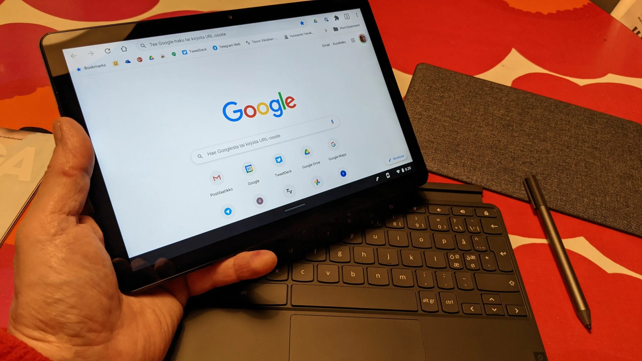 IdeaPad Duet Chromebook