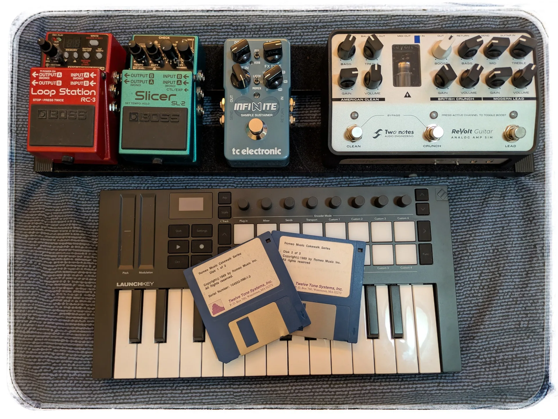 kitaraefekttit ja midi-koskettimet